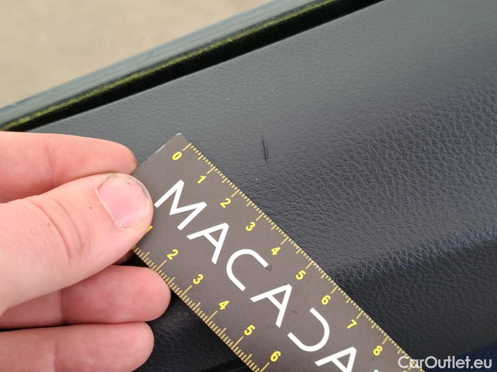  Toyota  C-HR TOYOTA  / 2016 / 5P / SUV 2.0 HYBRIDE 184 GRAPHIC #7