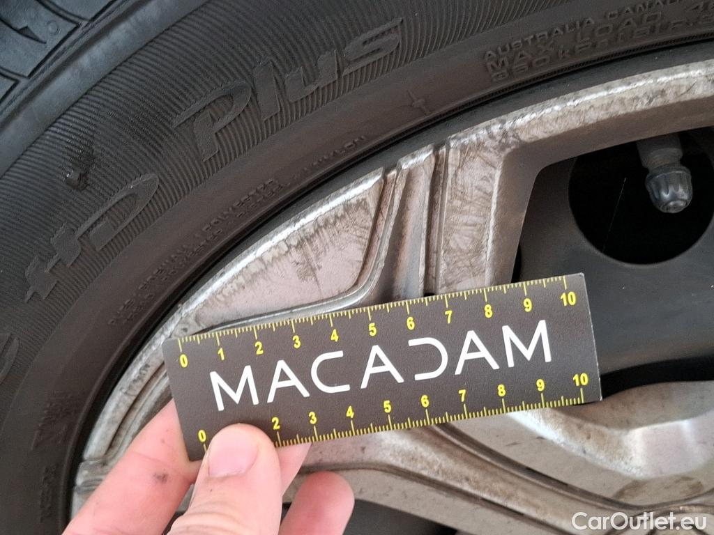  Renault  Twingo RENAULT  5p Berline Zen SCe 75 #21