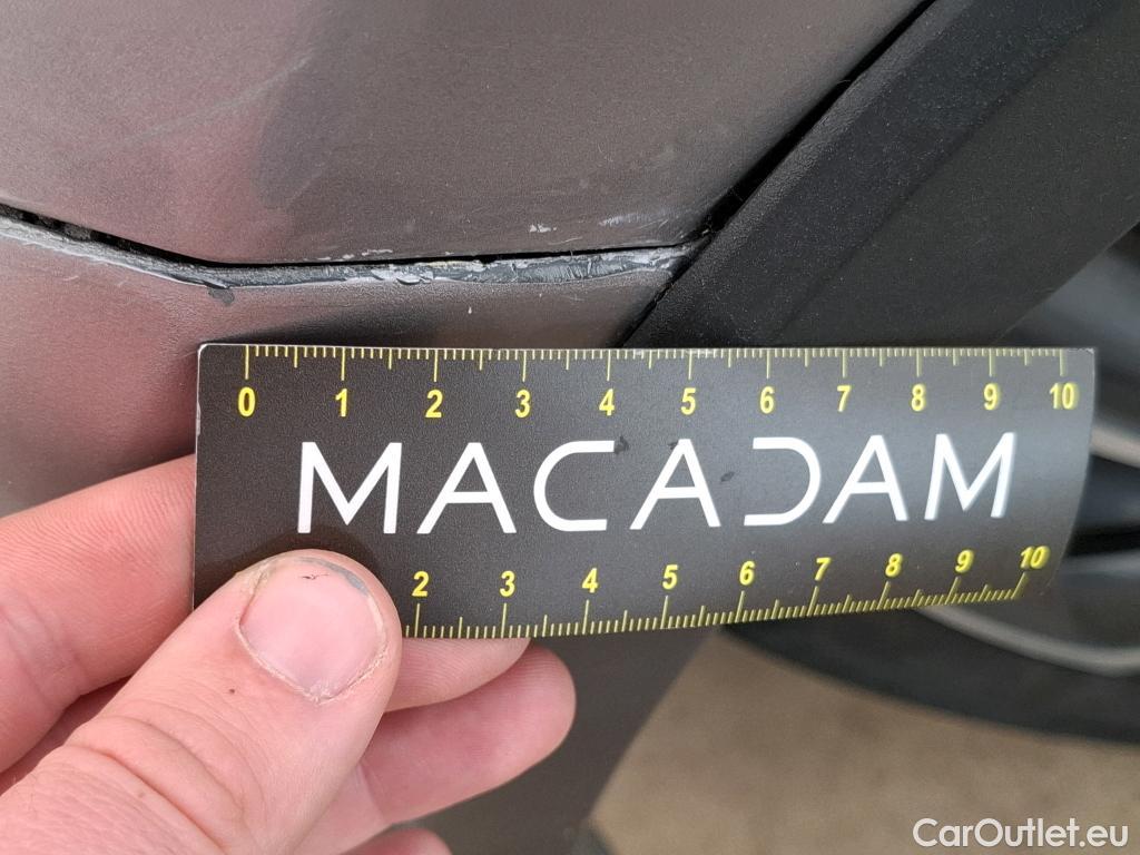  Toyota  C-HR TOYOTA  / 2016 / 5P / SUV 2.0 HYBRIDE 184 GRAPHIC #71