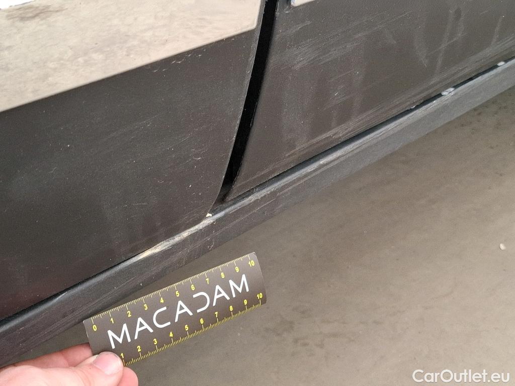  Toyota  C-HR TOYOTA  / 2016 / 5P / SUV 2.0 HYBRIDE 184 GRAPHIC #23