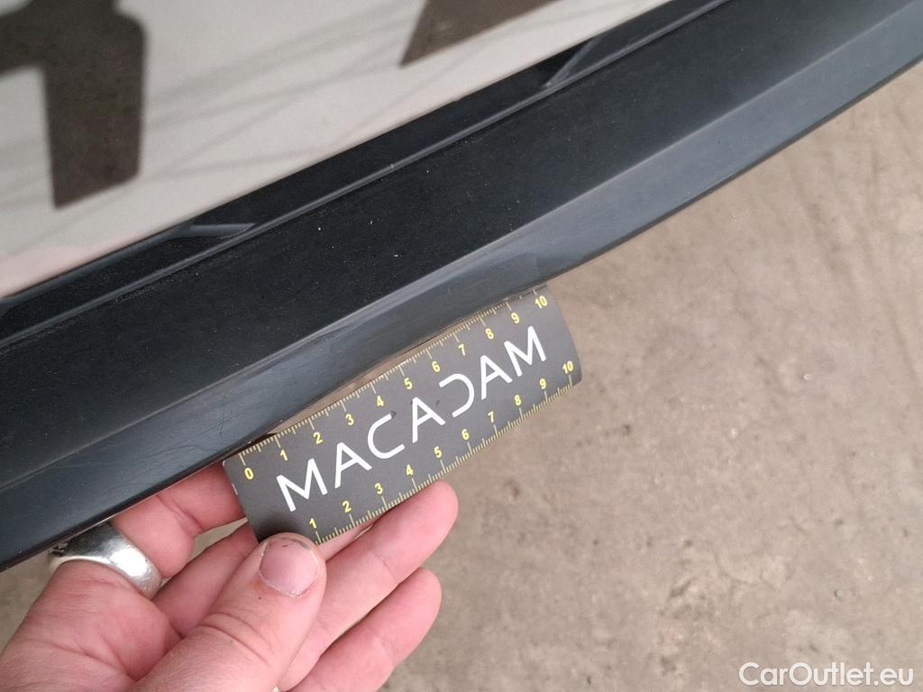  Toyota  C-HR TOYOTA  / 2016 / 5P / SUV 2.0 HYBRIDE 184 GRAPHIC #51