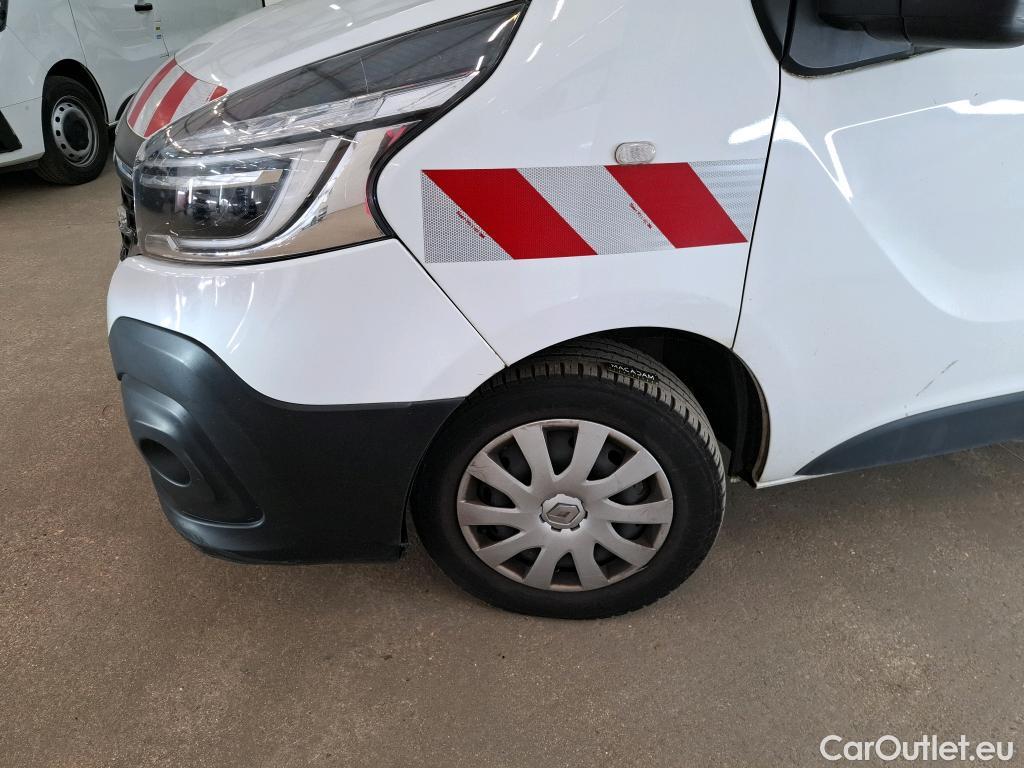  Renault  Trafic RENAULT  / 2019 / 4P / Fourgon tole FG GCF L2H1 1300 dCi 120 #72