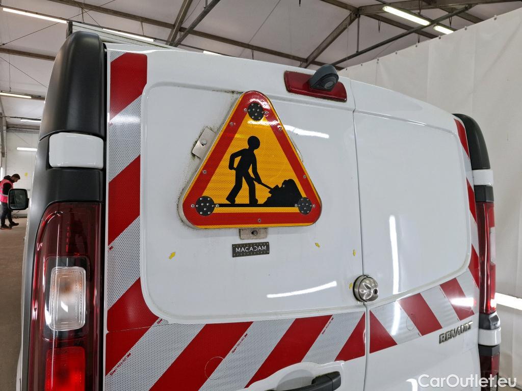  Renault  Trafic RENAULT  / 2019 / 4P / Fourgon tole FG GCF L2H1 1300 dCi 120 #24