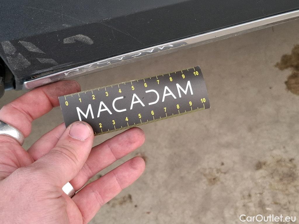  Toyota  C-HR TOYOTA  / 2016 / 5P / SUV 2.0 HYBRIDE 184 GRAPHIC #39