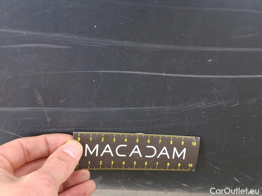  Renault  Trafic RENAULT  / 2019 / 4P / Fourgon tole FG GCF L2H1 1300 dCi 120 #85