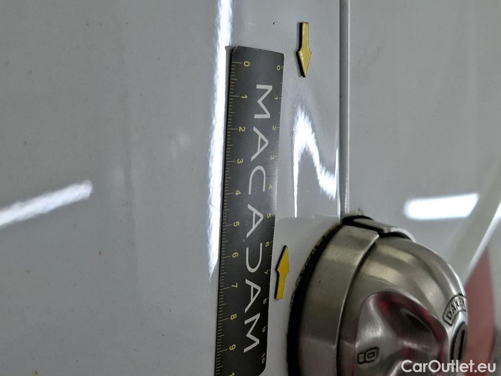  Renault  Trafic RENAULT  / 2019 / 4P / Fourgon tole FG GCF L2H1 1300 dCi 120 #26