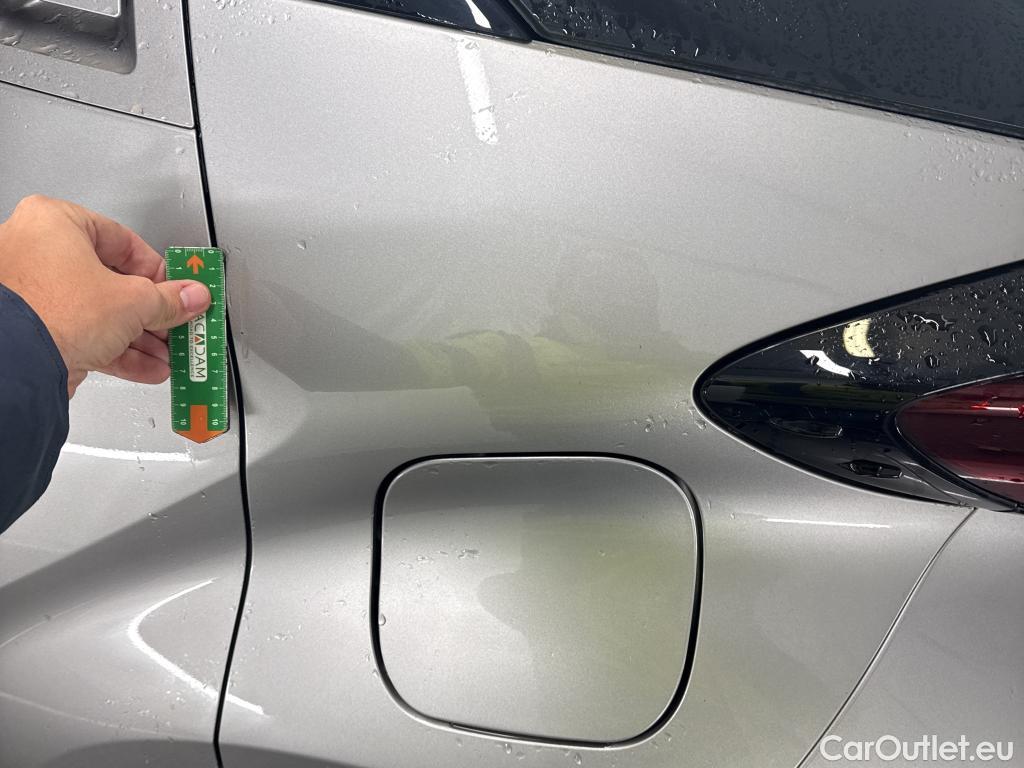  Toyota  C-HR TOYOTA  / 2016 / 5P / SUV 1.8 Hybride 122 Dynamic Business Stage A #24