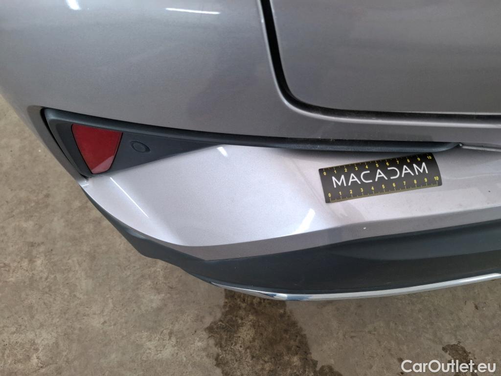  Toyota  C-HR TOYOTA  / 2016 / 5P / SUV 2.0 HYBRIDE 184 GRAPHIC #155