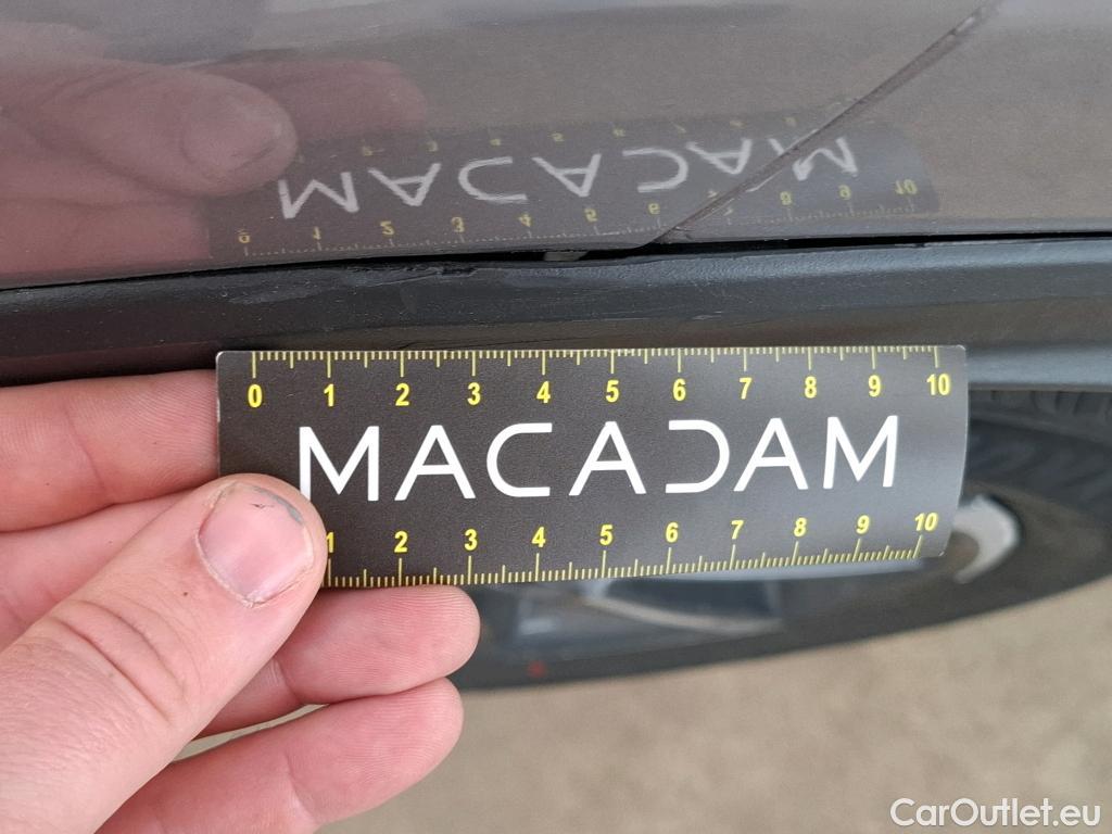  Toyota  C-HR TOYOTA  / 2016 / 5P / SUV 2.0 HYBRIDE 184 GRAPHIC #133