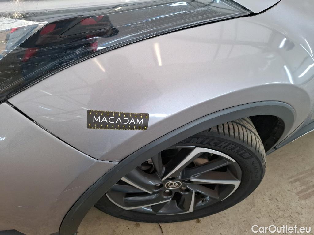  Toyota  C-HR TOYOTA  / 2016 / 5P / SUV 2.0 HYBRIDE 184 GRAPHIC #45