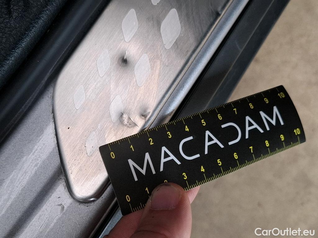  Toyota  C-HR TOYOTA  / 2016 / 5P / SUV 2.0 HYBRIDE 184 GRAPHIC #138