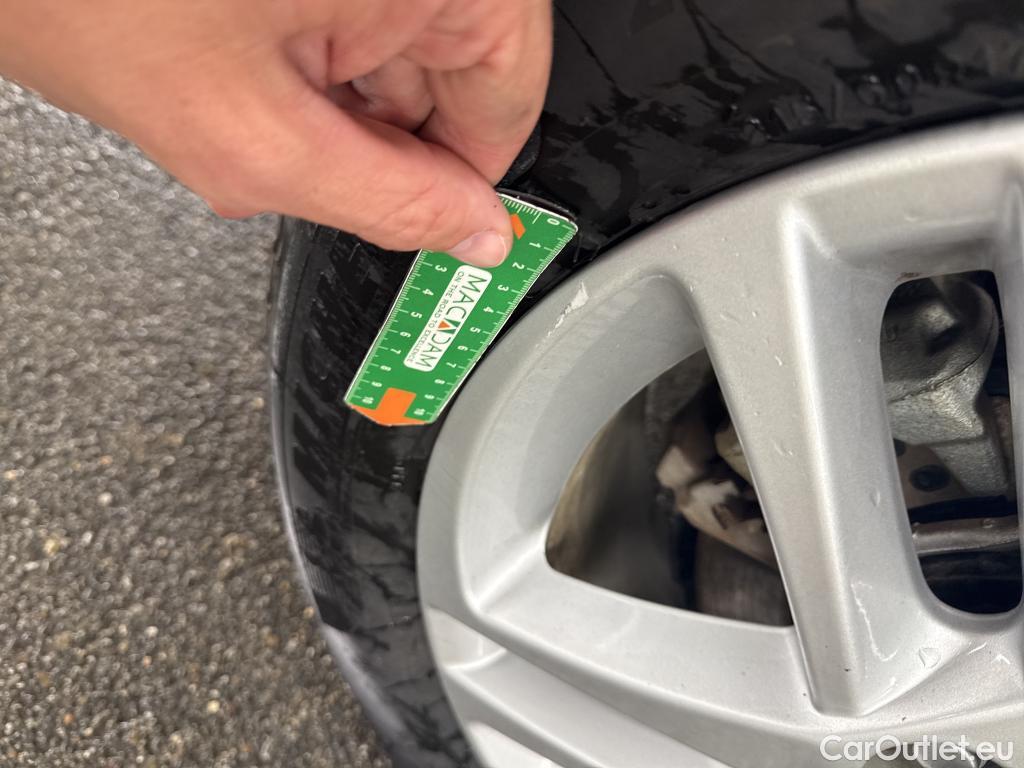  Toyota  C-HR TOYOTA  / 2016 / 5P / SUV 1.8 Hybride 122 Dynamic Business Stage A #12