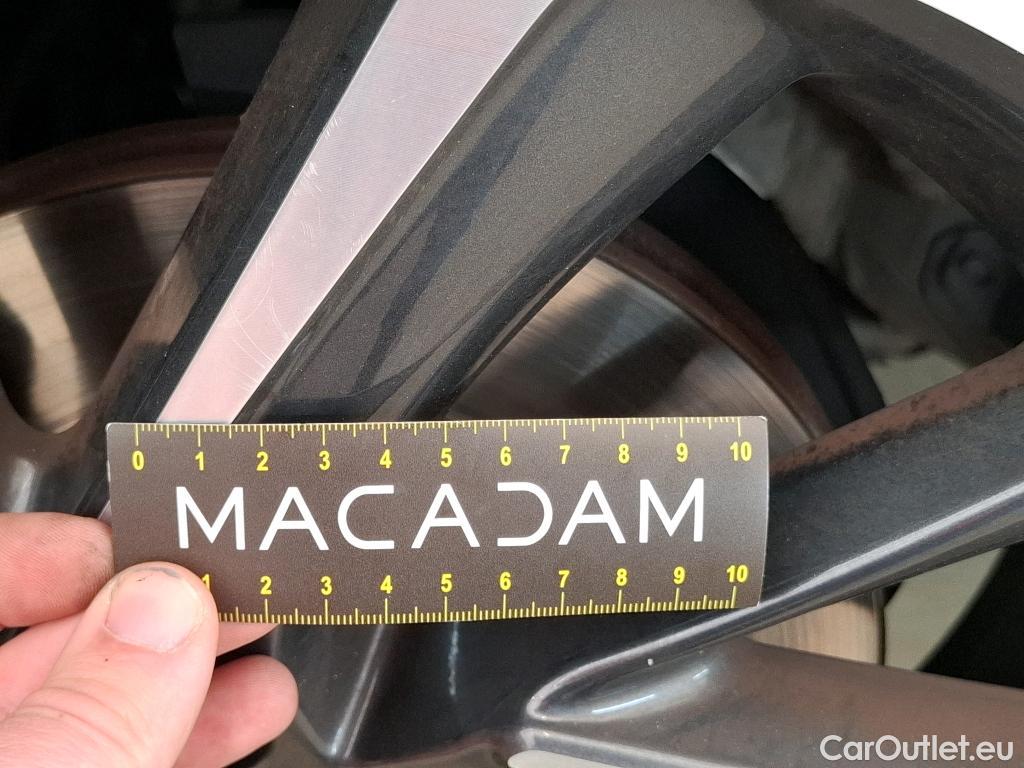  Toyota  C-HR TOYOTA  / 2016 / 5P / SUV 2.0 HYBRIDE 184 GRAPHIC #106