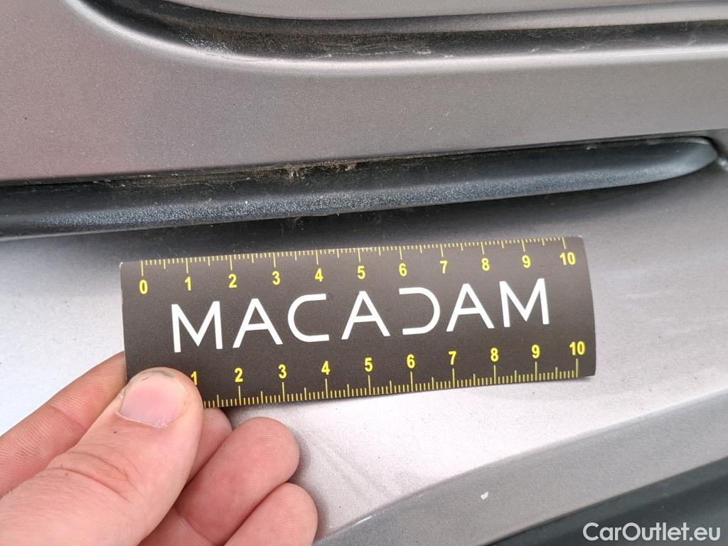  Toyota  C-HR TOYOTA  / 2016 / 5P / SUV 2.0 HYBRIDE 184 GRAPHIC #156