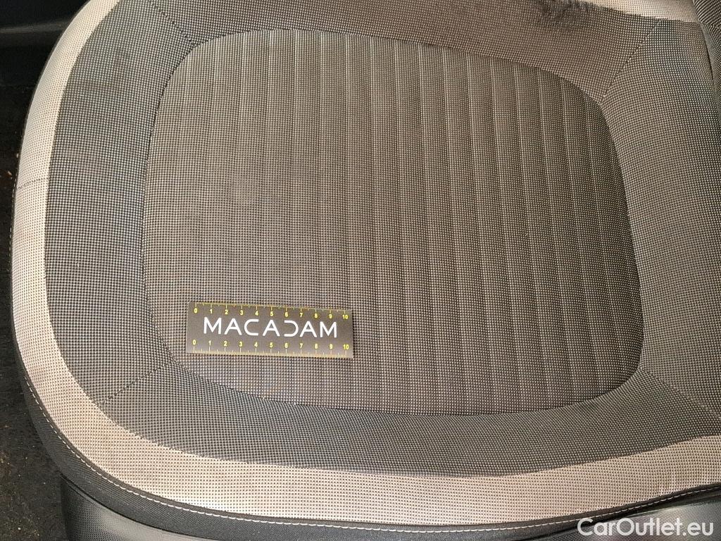  Renault  Twingo RENAULT  5p Berline Zen SCe 75 #17