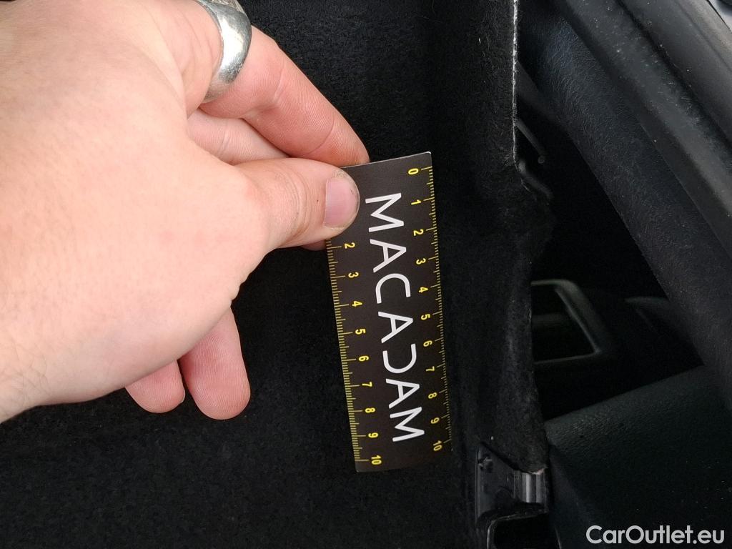  Toyota  C-HR TOYOTA  / 2016 / 5P / SUV 2.0 HYBRIDE 184 GRAPHIC #11