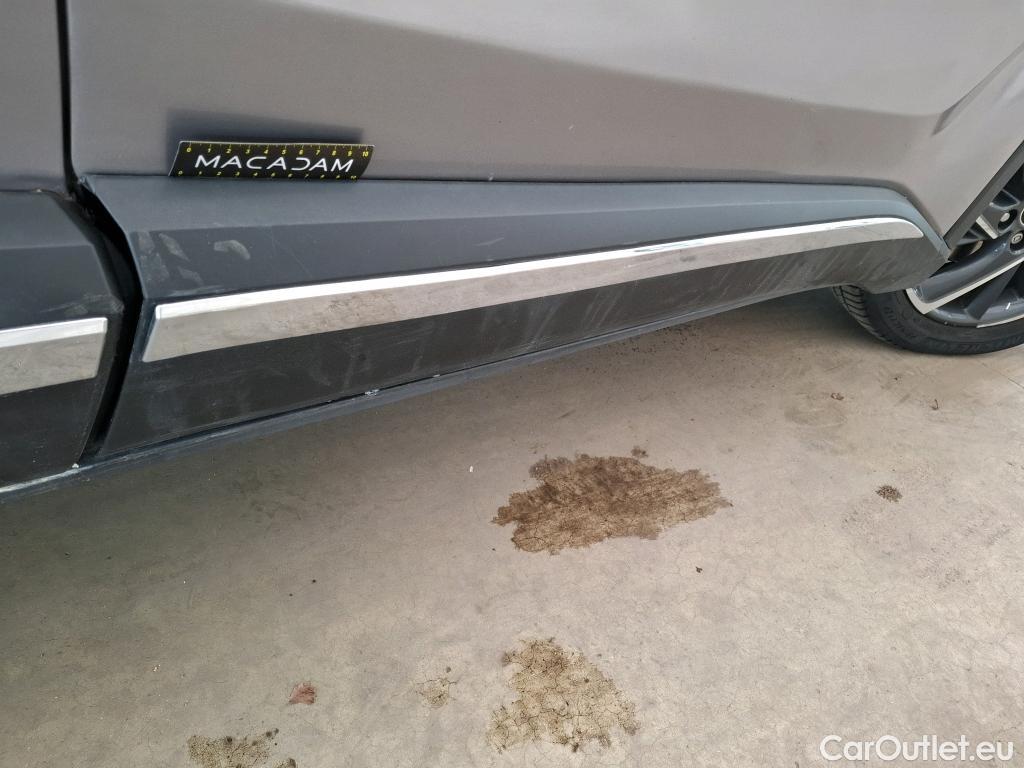  Toyota  C-HR TOYOTA  / 2016 / 5P / SUV 2.0 HYBRIDE 184 GRAPHIC #38