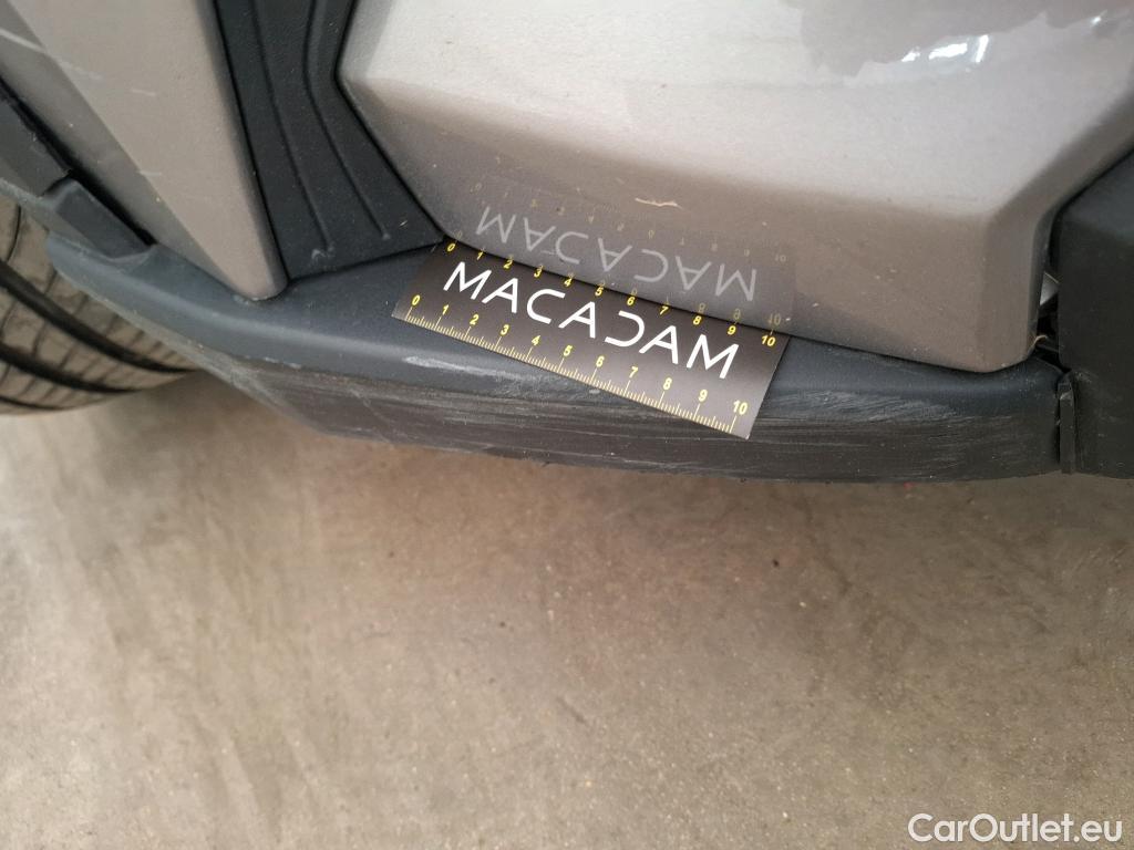  Toyota  C-HR TOYOTA  / 2016 / 5P / SUV 2.0 HYBRIDE 184 GRAPHIC #145