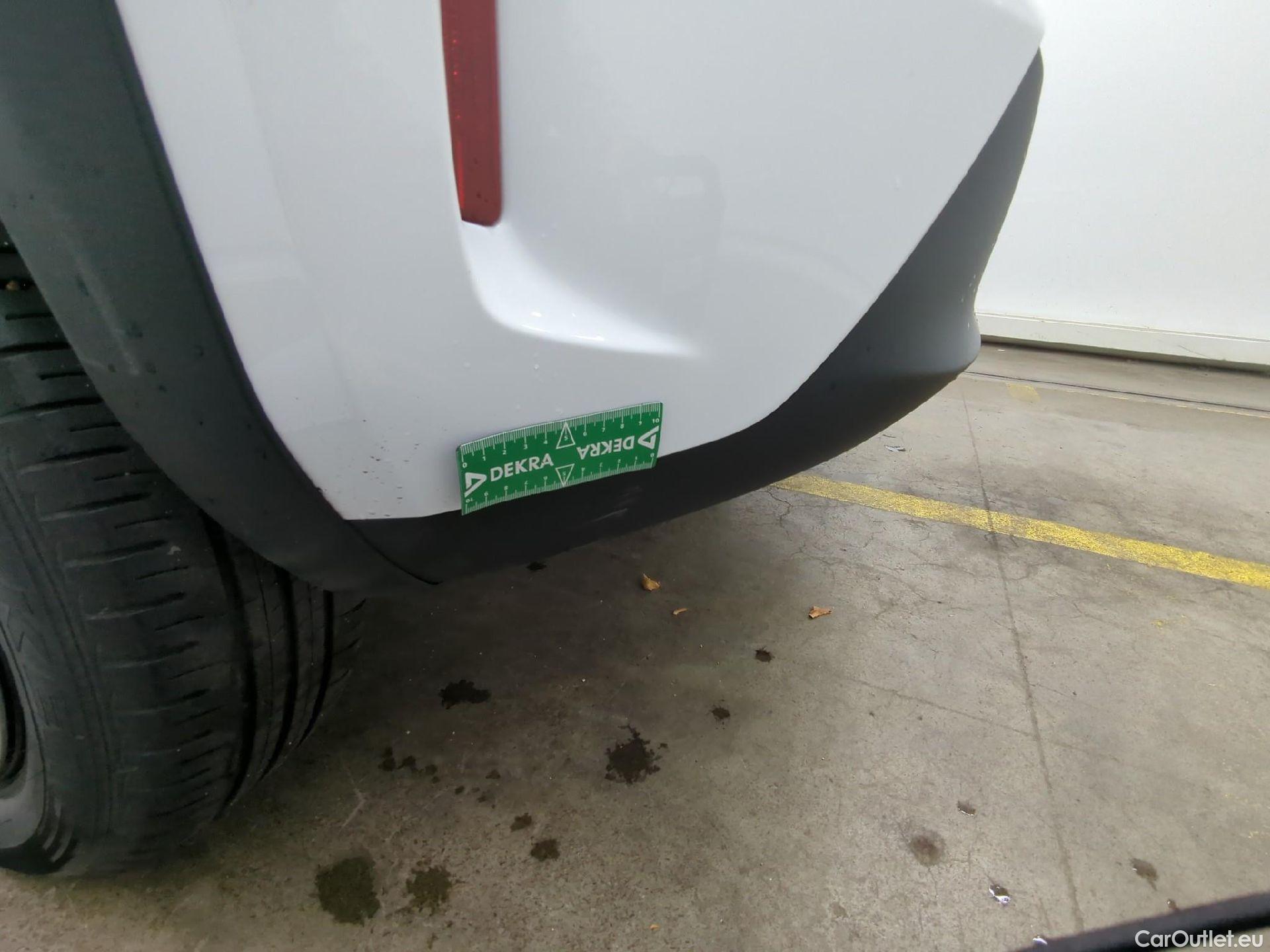  Toyota  Yaris Cross TOYOTA  Hybride / 2021 / 5P / SUV 1.5 HYBRID 116H DYNAMIC AUTO #8