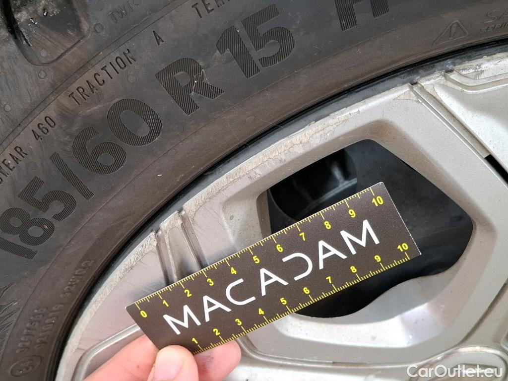  Renault  Twingo RENAULT  5p Berline Zen SCe 75 #25