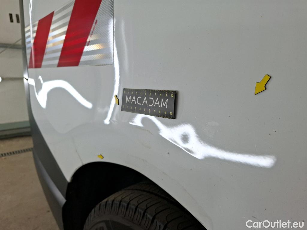  Renault  Trafic RENAULT  / 2019 / 4P / Fourgon tole FG GCF L2H1 1300 dCi 120 #4