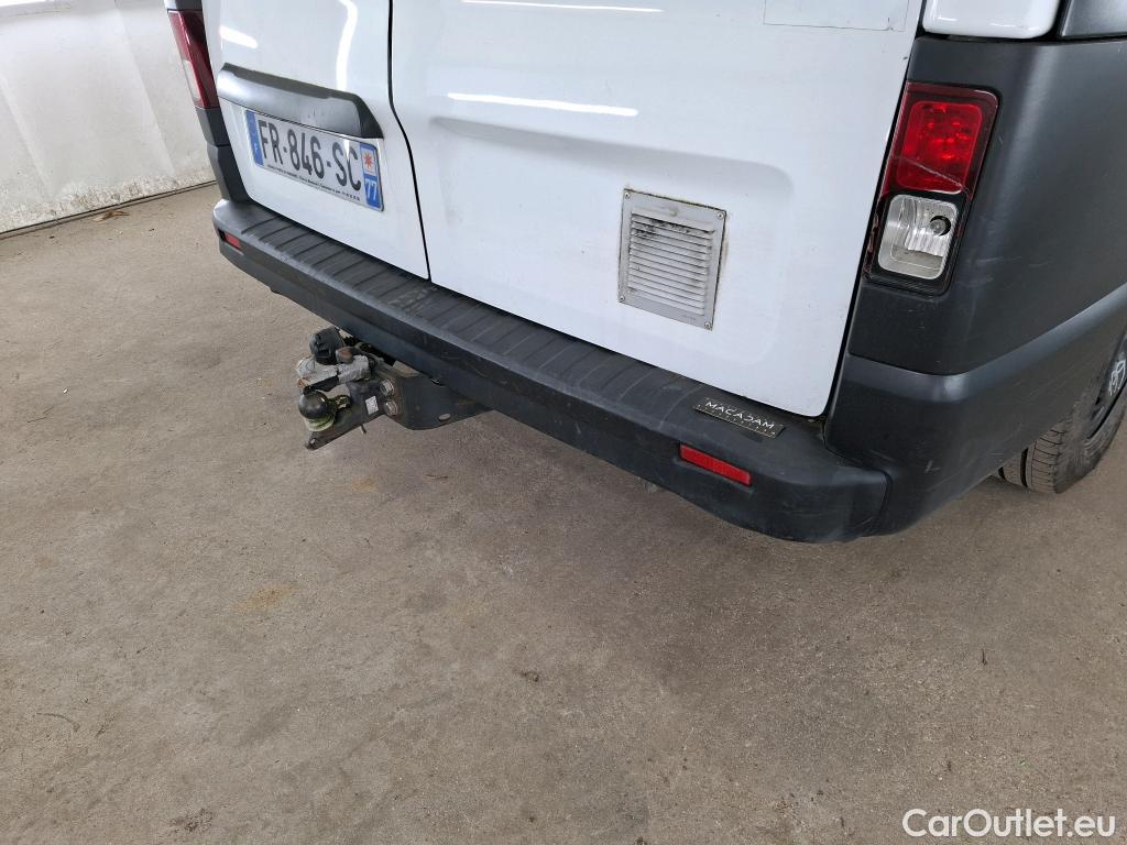  Renault  Trafic RENAULT  / 2019 / 4P / Fourgon tole FG GCF L2H1 1300 dCi 120 #28