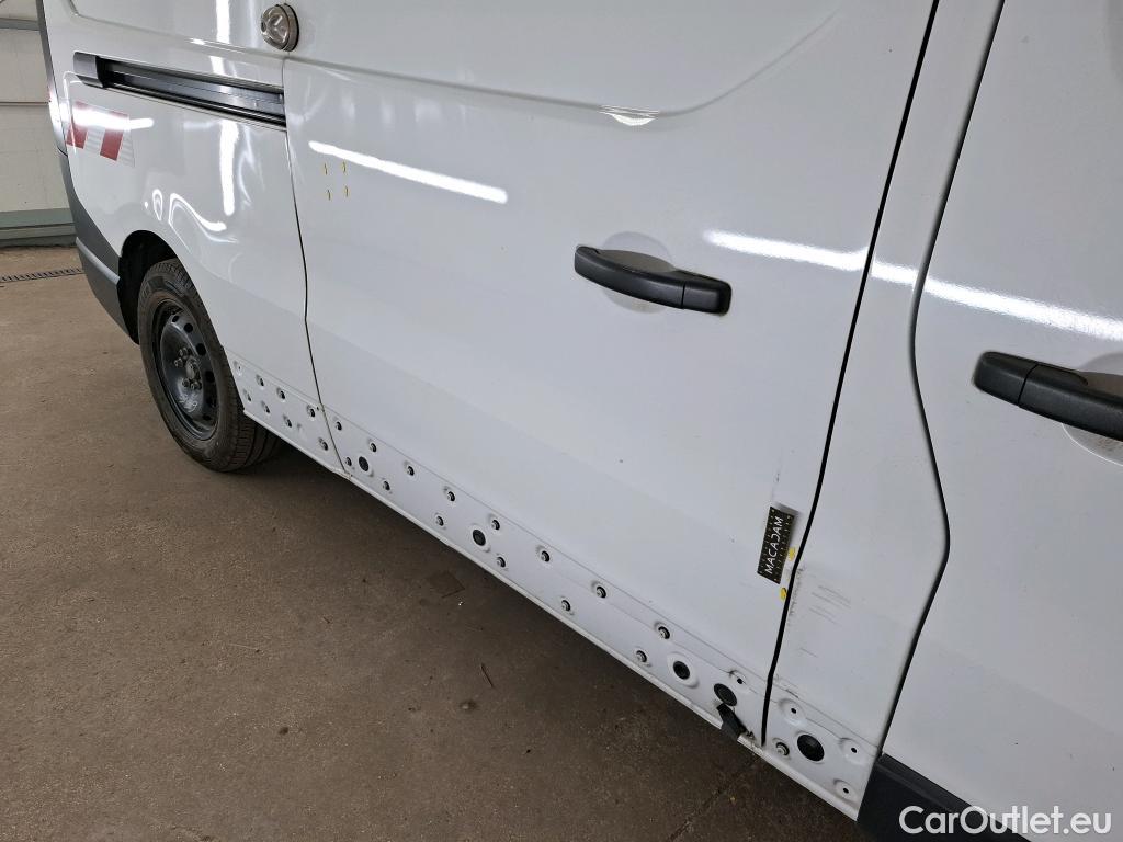  Renault  Trafic RENAULT  / 2019 / 4P / Fourgon tole FG GCF L2H1 1300 dCi 120 #58