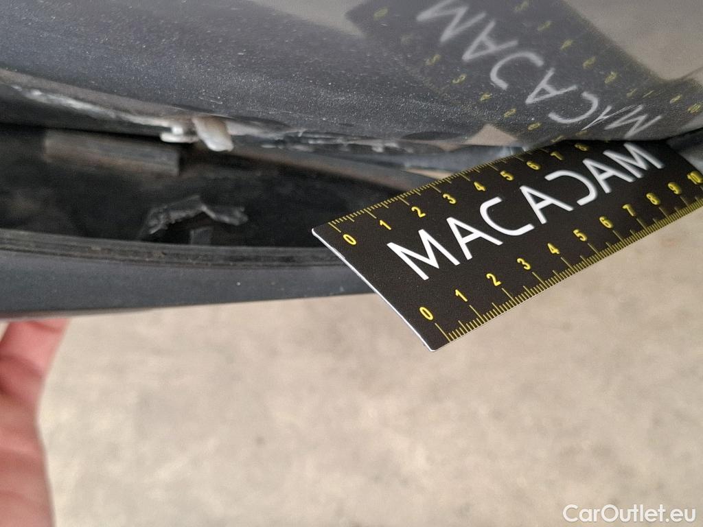  Toyota  C-HR TOYOTA  / 2016 / 5P / SUV 2.0 HYBRIDE 184 GRAPHIC #44