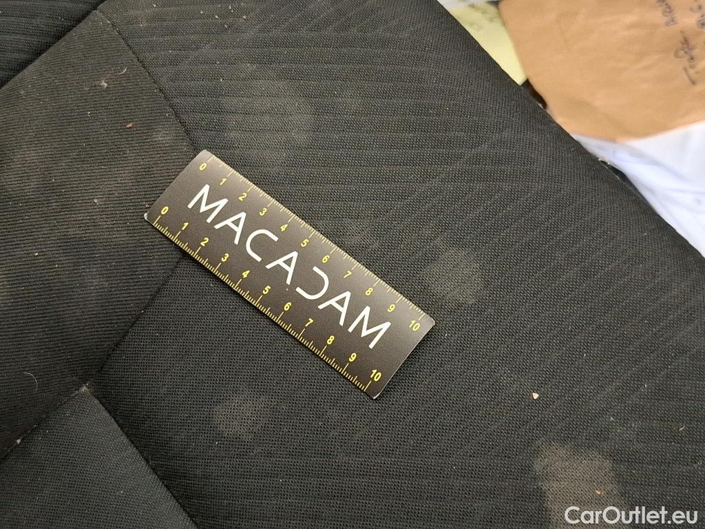  Renault  Trafic RENAULT  / 2019 / 4P / Fourgon tole FG GCF L2H1 1300 dCi 120 #81