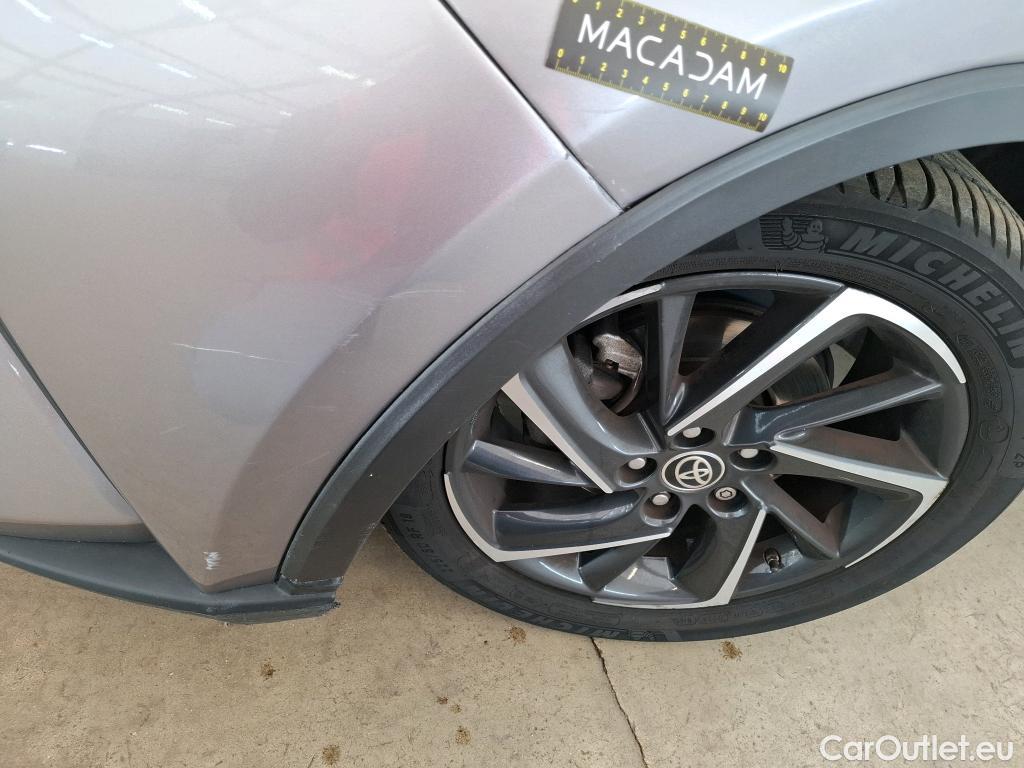  Toyota  C-HR TOYOTA  / 2016 / 5P / SUV 2.0 HYBRIDE 184 GRAPHIC #125