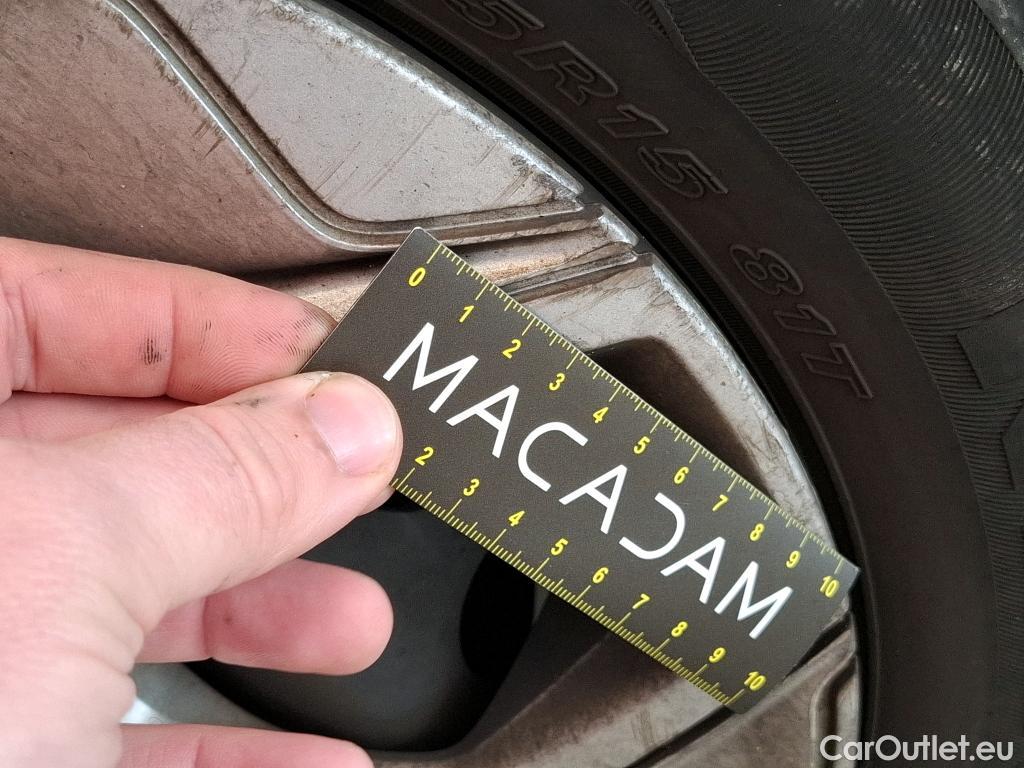  Renault  Twingo RENAULT  5p Berline Zen SCe 75 #27