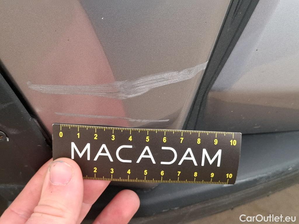  Toyota  C-HR TOYOTA  / 2016 / 5P / SUV 2.0 HYBRIDE 184 GRAPHIC #66