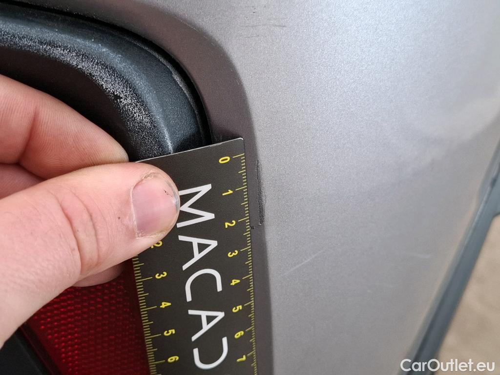  Toyota  C-HR TOYOTA  / 2016 / 5P / SUV 2.0 HYBRIDE 184 GRAPHIC #60