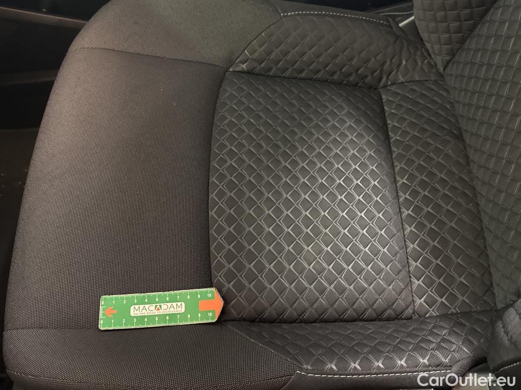  Toyota  C-HR TOYOTA  / 2016 / 5P / SUV 1.8 Hybride 122 Dynamic Business Stage A #6