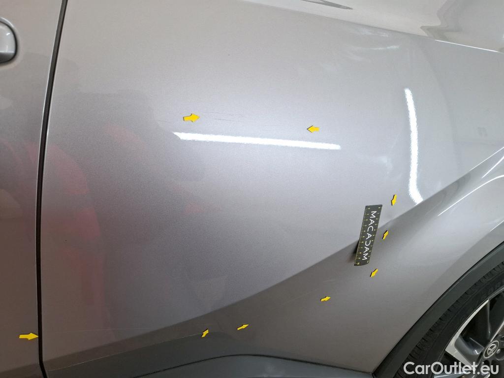  Toyota  C-HR TOYOTA  / 2016 / 5P / SUV 2.0 HYBRIDE 184 GRAPHIC #25