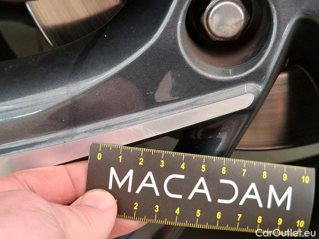  Toyota  C-HR TOYOTA  / 2016 / 5P / SUV 2.0 HYBRIDE 184 GRAPHIC #107