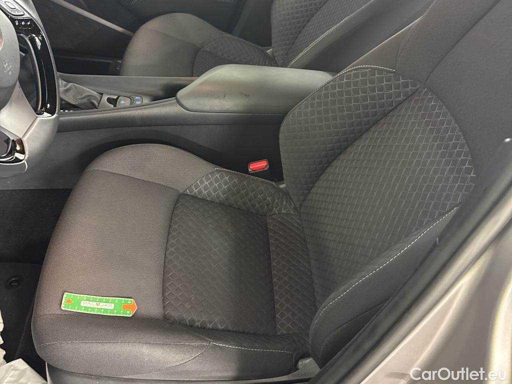  Toyota  C-HR TOYOTA  / 2016 / 5P / SUV 1.8 Hybride 122 Dynamic Business Stage A #4