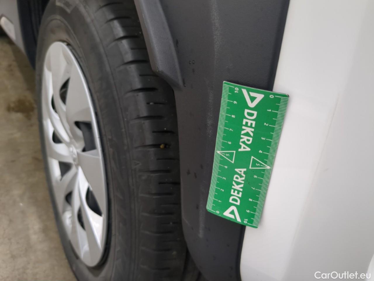  Toyota  Yaris Cross TOYOTA  Hybride / 2021 / 5P / SUV 1.5 HYBRID 116H DYNAMIC AUTO #11