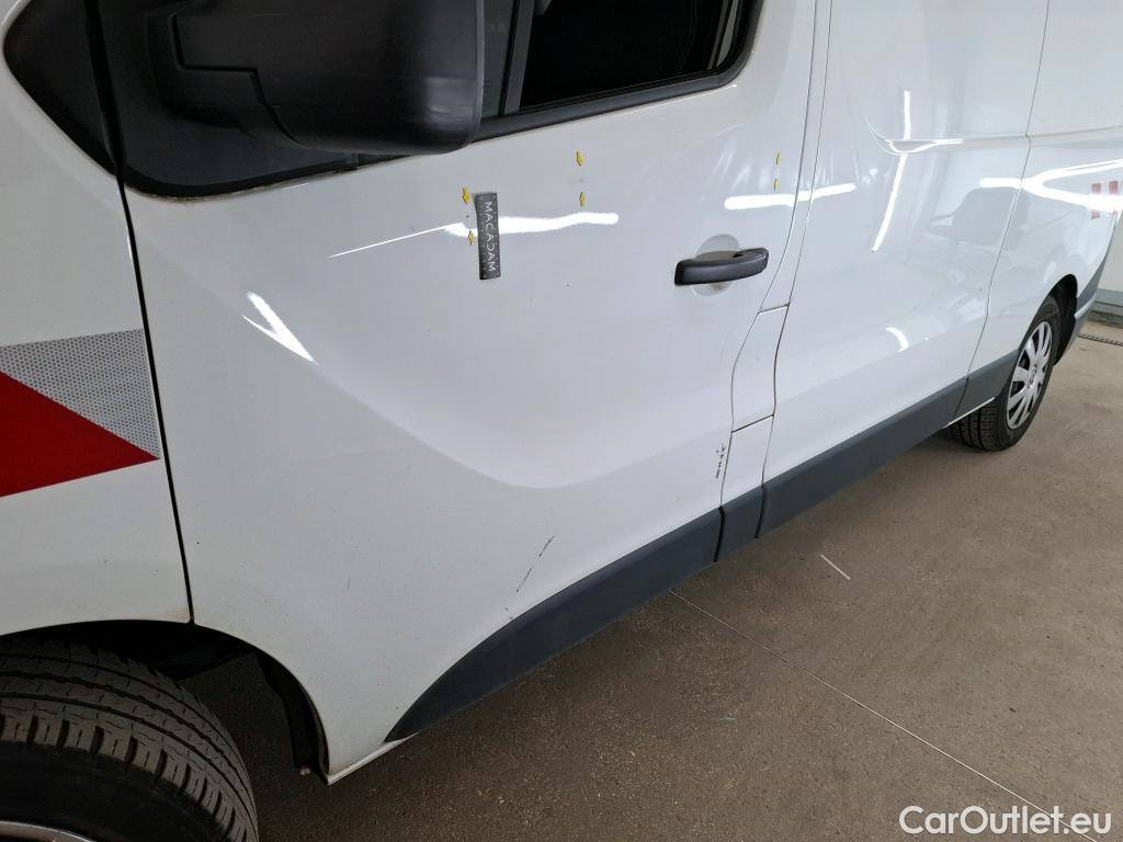  Renault  Trafic RENAULT  / 2019 / 4P / Fourgon tole FG GCF L2H1 1300 dCi 120 #54
