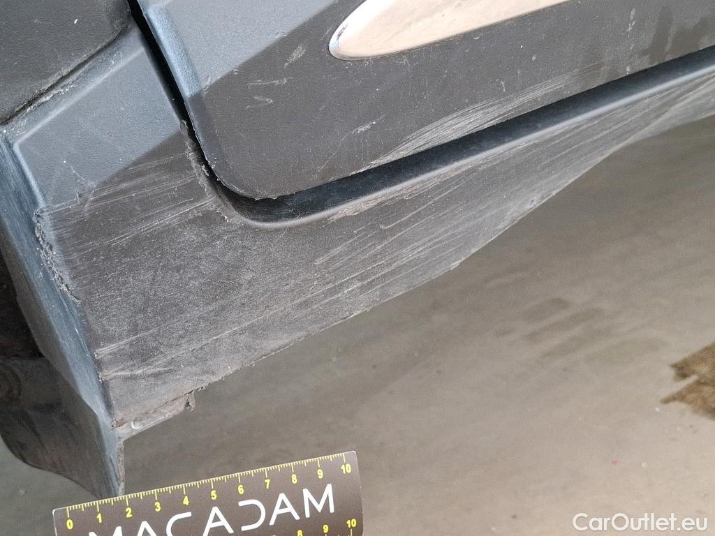  Toyota  C-HR TOYOTA  / 2016 / 5P / SUV 2.0 HYBRIDE 184 GRAPHIC #22