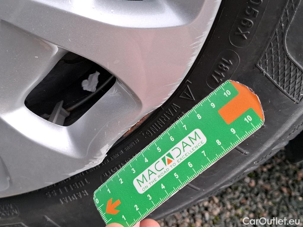  Nissan  Micra NISSAN  5p Berline 10L 71 Visia Pack #7