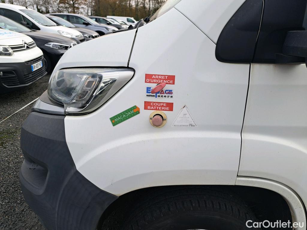  Citroen  Jumper CITROEN  CA VU 4p Fourgon 35 L3H2 BlueHDi 130 BVM6 Cab App Confort #8