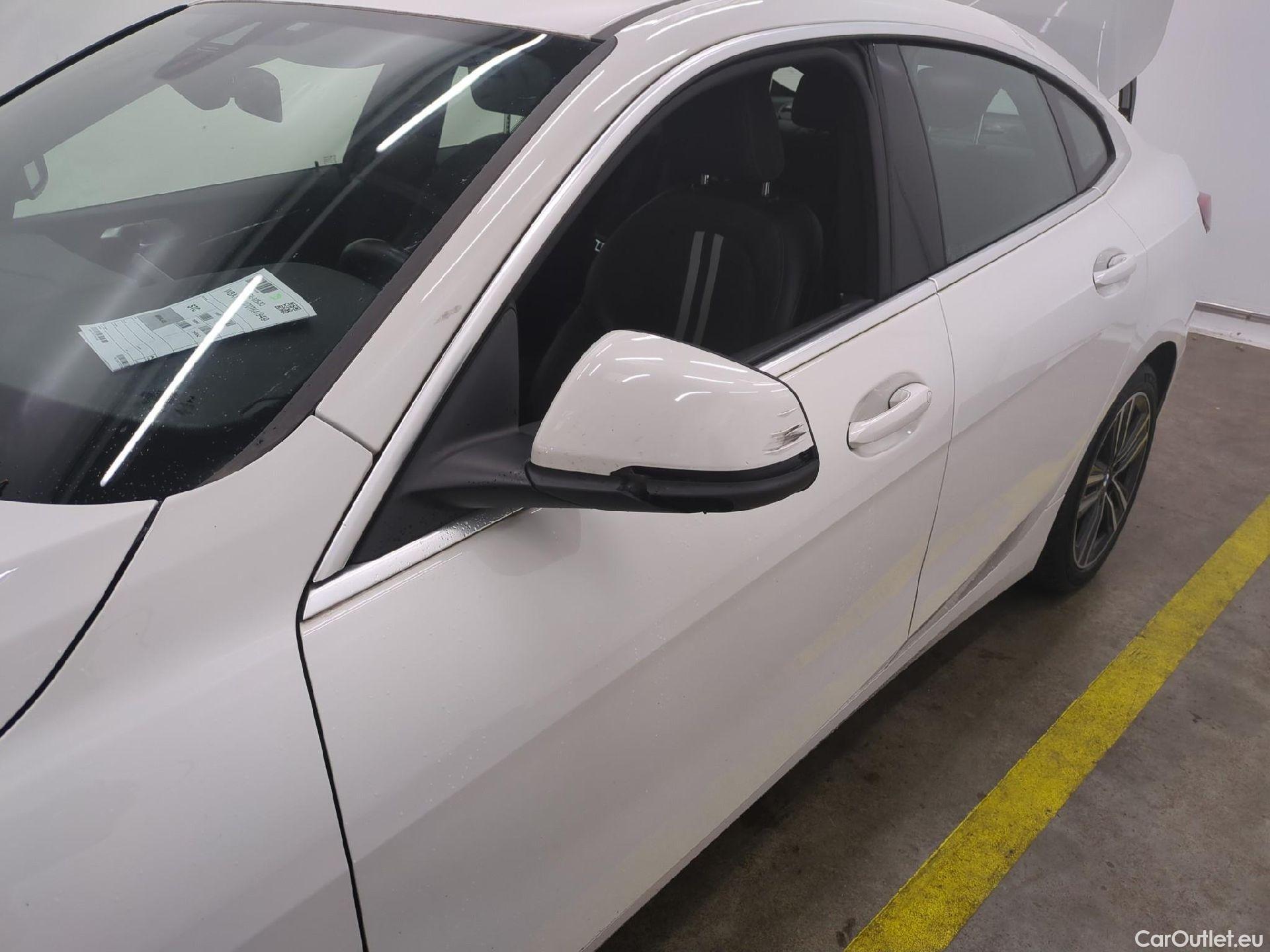  Bmw  Serie 2 BMW Série 2 Gran Coupé / 2019 / 4P / Berline 218I AUTO Business Design #23