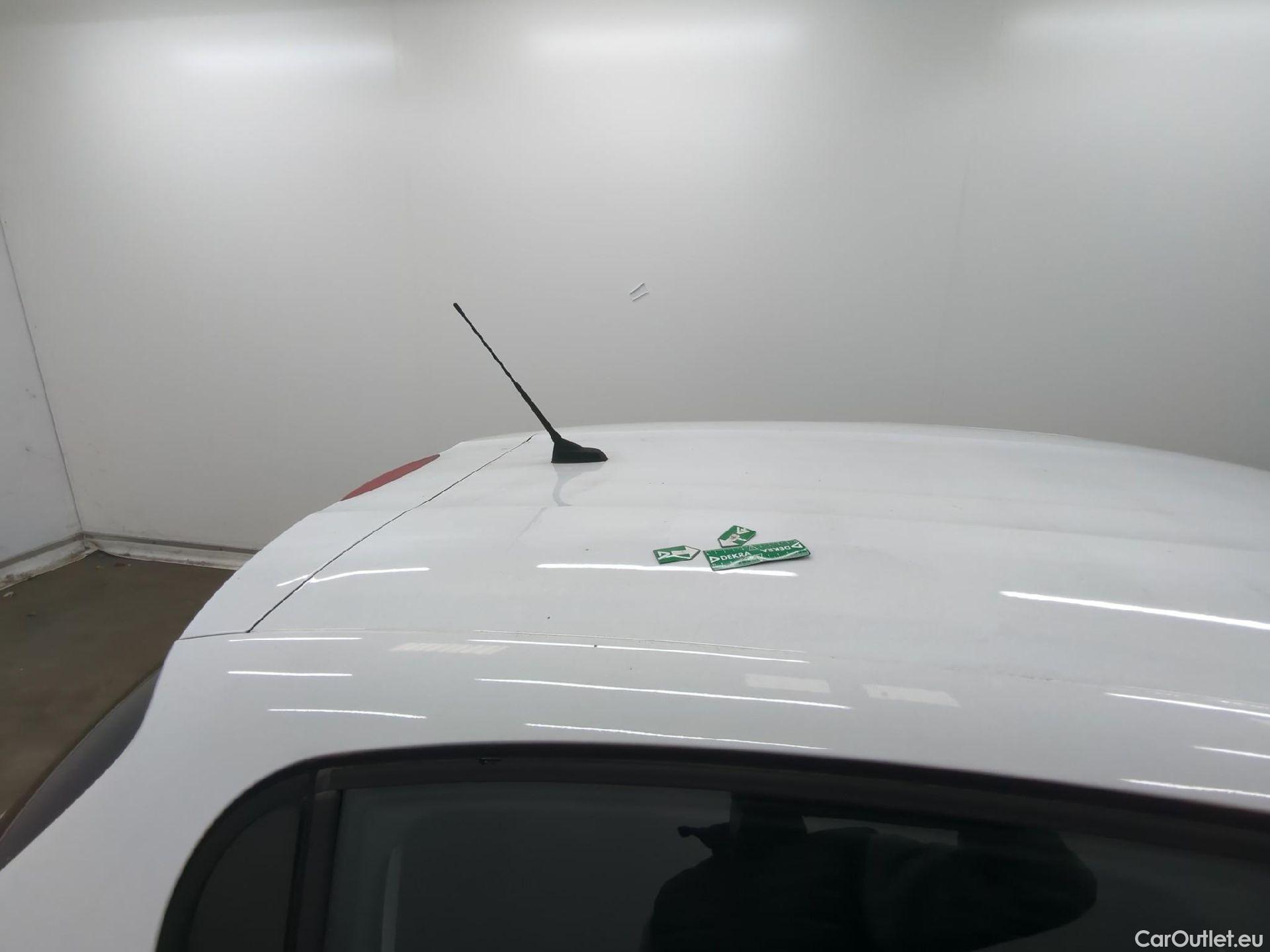  Peugeot  208  Affaire Premium Pack 1.2 80CV BVM5 E6dT #7