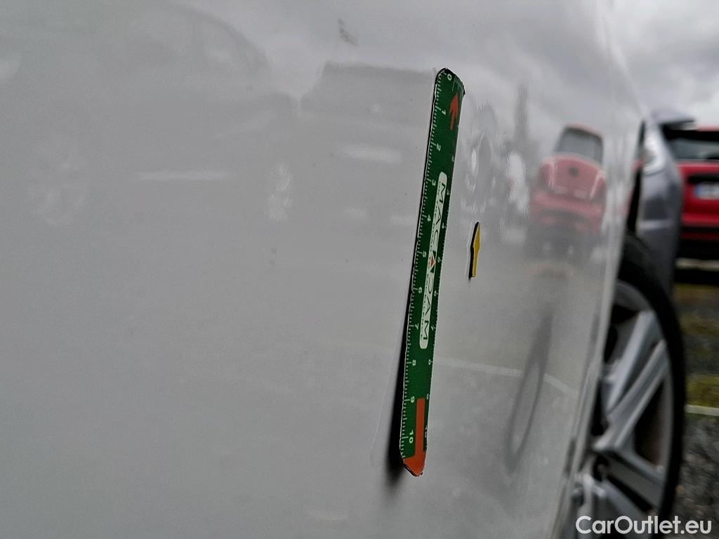  Peugeot  208  Allure Business 1.2 PureTech 110CV BVA6 E6 #14