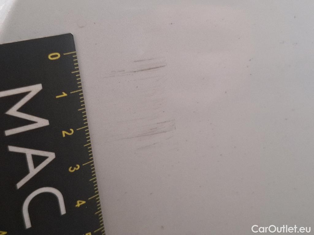  Peugeot  3008 PEUGEOT  / 2020 / 5P / SUV 1.6 HYBRID4 300 E-EAT8 GT #48