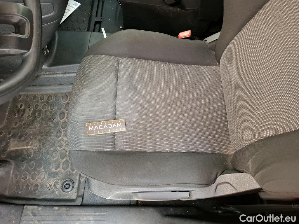  Citroen  Berlingo CITROEN  / 2018 / 4P / Fourgonnette M 650kg BlueHDi 75 S&S BVM Club #34