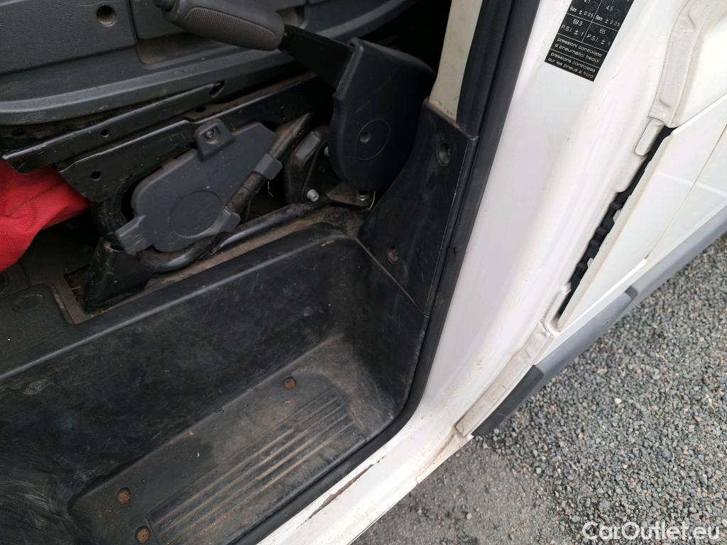  Citroen  Jumper CITROEN  CA VU 4p Fourgon 35 L3H2 BlueHDi 130 BVM6 Cab App Confort #27