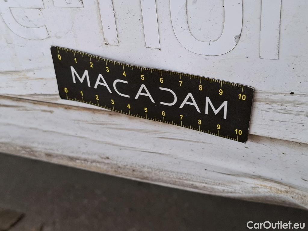  Citroen  Berlingo CITROEN  / 2018 / 4P / Fourgonnette M 650kg BlueHDi 75 S&S BVM Club #7