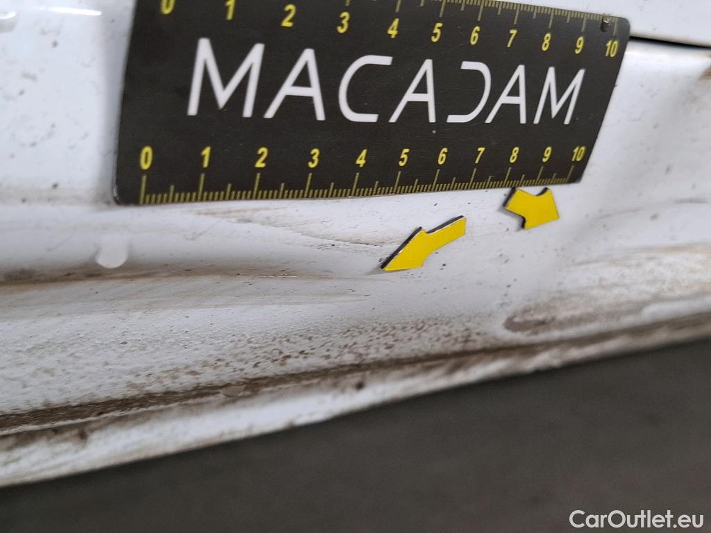  Citroen  Berlingo CITROEN  / 2018 / 4P / Fourgonnette M 650kg BlueHDi 75 S&S BVM Club #11